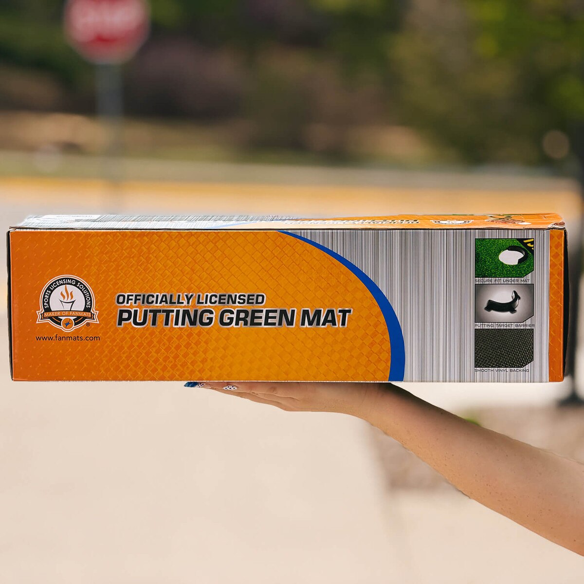 Golf Cy Putting Green Mat 1.5-feet x 6-feet side of box